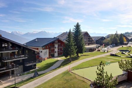 Apartment for rent by the week on the pedestrian village square - Photo 3