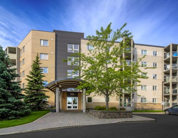 Meadowood Gardens | 576 St. Anne's Road, Winnipeg - Photo 1