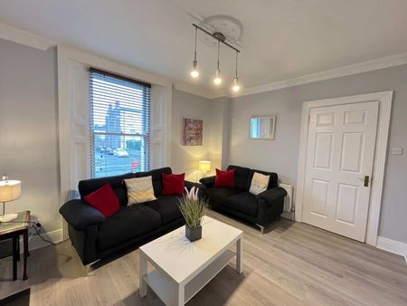 Marlborough Road, Donnybrook, Dublin 4 *6 MONTHS LEASE ONLY* - Photo 2