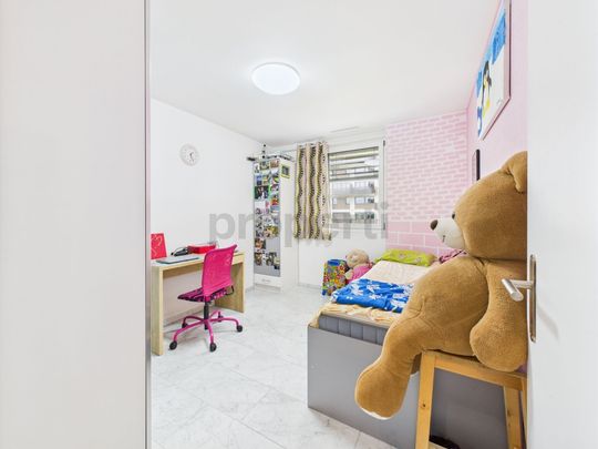 Modern 4.5-room in family-friendly location in Dübendorf - Foto 1