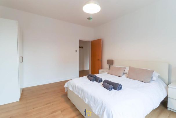 2 bedroom flat to rent - Photo 1