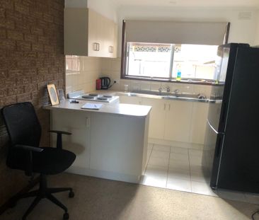 Cranbourne - Photo 6