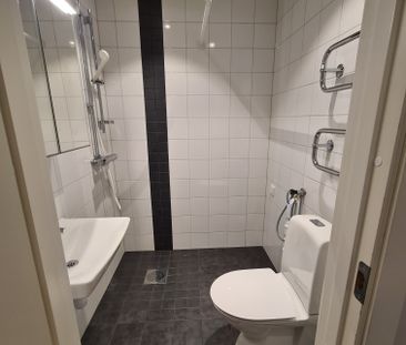 Södra Drottninggatan, Uddevalla - Photo 2