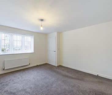 3 bedroom House To Let - Photo 3