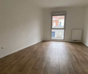 Location Appartement 3 pièces 62m² ARMENTIERES 59280 - Photo 2