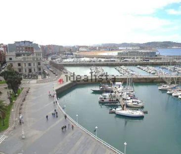 Alquiler de piso en Centro - Puerto - Photo 1