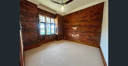 Modern Luxury meets Classical Charm! - Photo 5