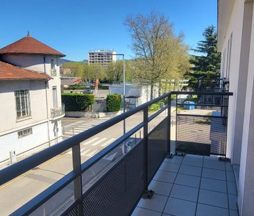 Location Appartement 2 pièces 48m² ST ETIENNE 42000 - Photo 4