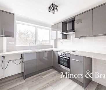 2 bedroom maisonette to rent - Photo 4