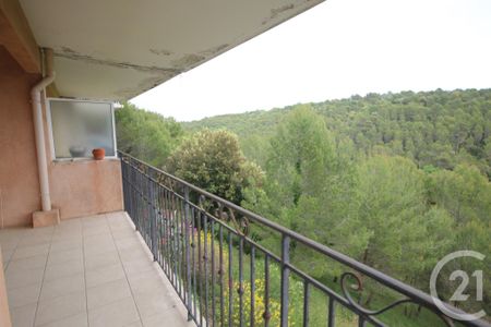 Location Appartement 2 pièces 45m² MOUGINS 06250 - Photo 4