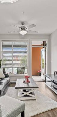 1 Bedroom 1 Bathroom Apartment - Photo 1