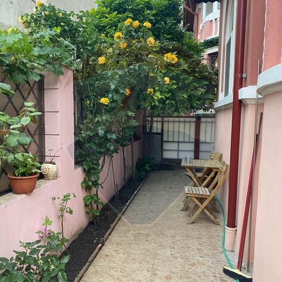 Vila de închiriat–Calea Moșilor /133 mp utili+60 Curt... - Photo 1