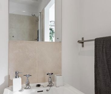 2 bedroom terraced house to rent - Photo 6