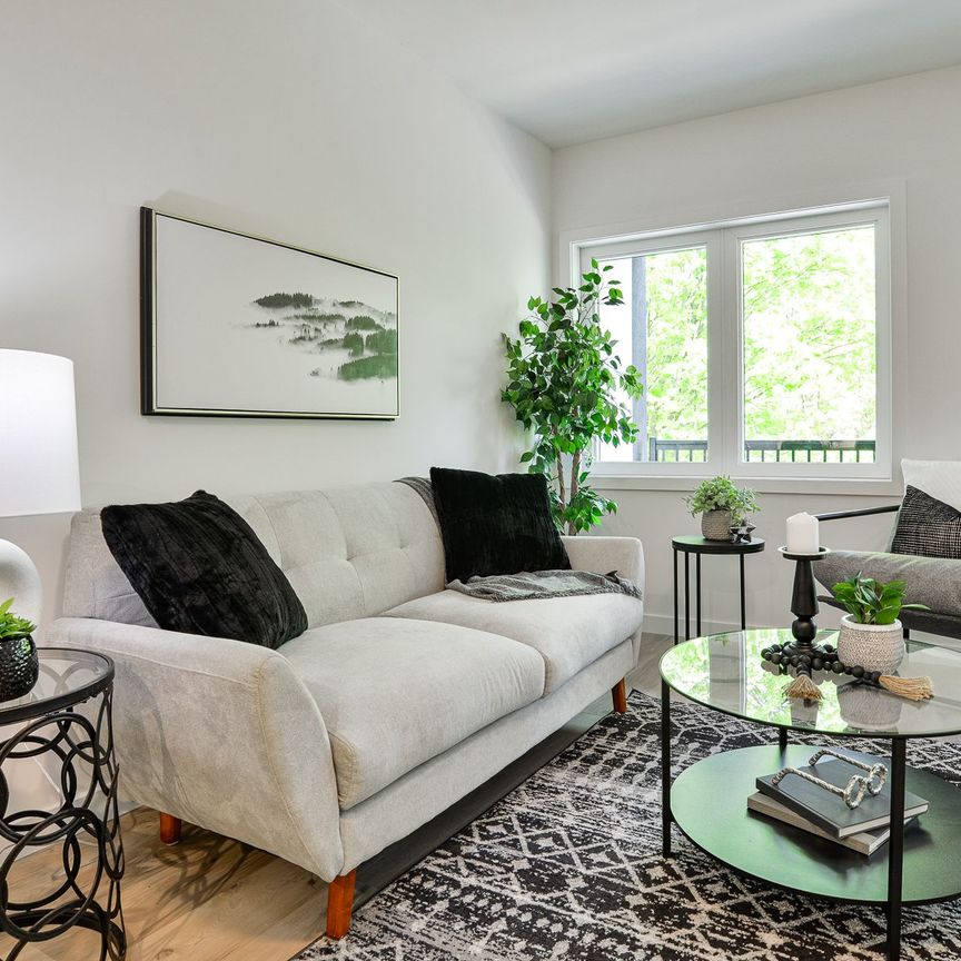 For Lease - 50 Manominee Street Unit# 204, Huntsville, Ontario - Photo 1