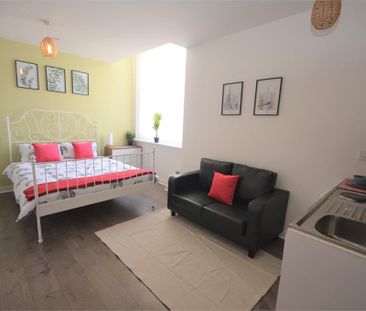 Studio to rent - Photo 6