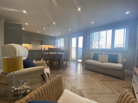 2 bedroom semi-detached bungalow to rent - Photo 2