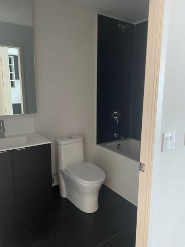 For Lease - 20 Edward Street Unit# 913, Toronto, Ontario - Photo 3