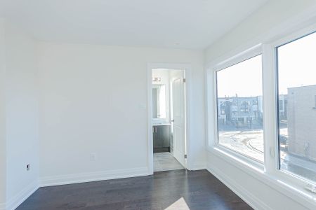 For Lease - 37 Wild Rose Gardens Unit# 2, Toronto, Ontario - Photo 2