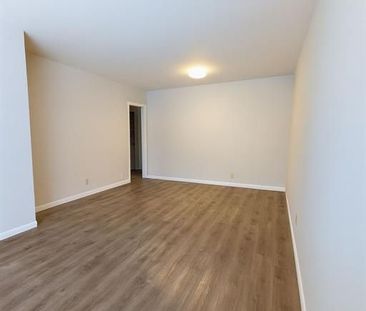 For Lease - 15 Union Street, Belleville, Ontario - Photo 1