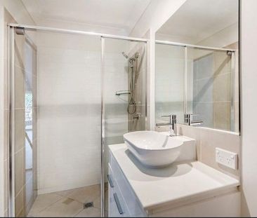 STYLISH 2 BEDROOM DUPLEX in the heart of Dakabin - Photo 2