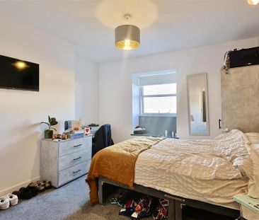 3 bedroom Student Flat to rent in Ridley Place, Newcastle Upon Tyne - Photo 6