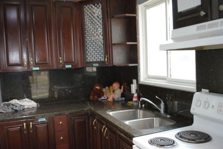 For Lease - 43 Berner Trail, Toronto, Ontario - Photo 3