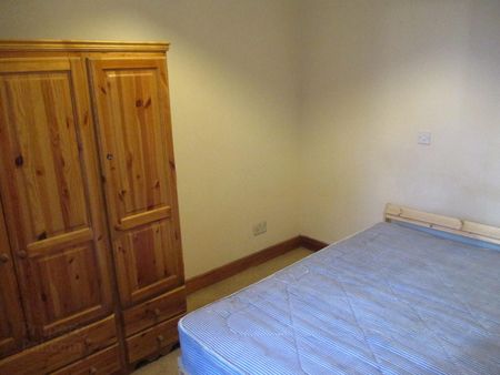 Great Apartment, 8a Westminster Street, Botanic Area ~ Behind Queens, Belfast - Photo 5