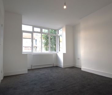 Connaught Road, Luton, LU4 8ER - Photo 2