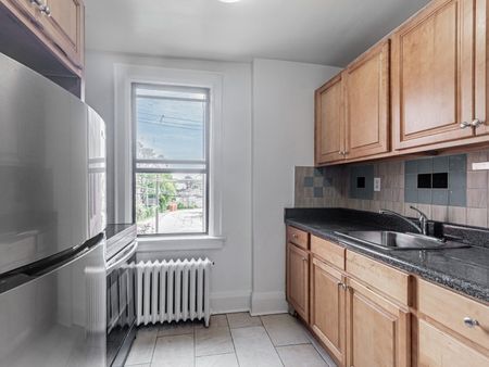 For Lease - 10 Kingston Road Unit# 84, Toronto, Ontario - Photo 4