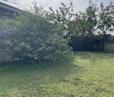 *4-Bedroom Family Home for Rent in Moranbah, QLD** - Photo 5