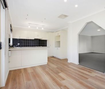 5 Osprey Circle, Wodonga - Photo 6