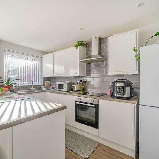 Josephine Court, Southcote Road, Reading, RG30 - Photo 1