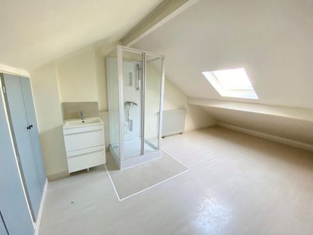 Location maison 6 pièces Rueil Malmaison 107M² - Photo 3