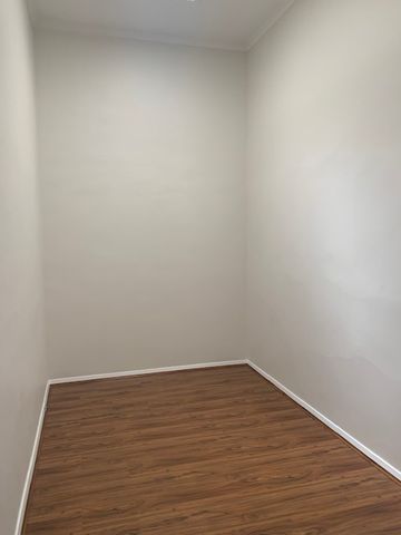 In The Heart of Footscray! Entry via Hopkins Street - Photo 4