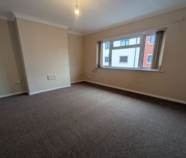 Villa Street, Beeston, NG9 2NY - Photo 3