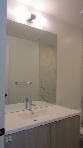 For Lease - 8 Interchange Way Unit# 4710, Vaughan, Ontario - Photo 5
