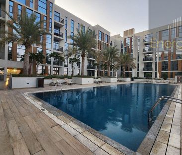 Exclusive | Luxury 1BR Apartment | Balcony - Photo 4