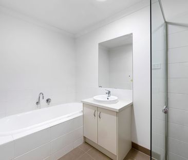 Perfect Family Home - Photo 4