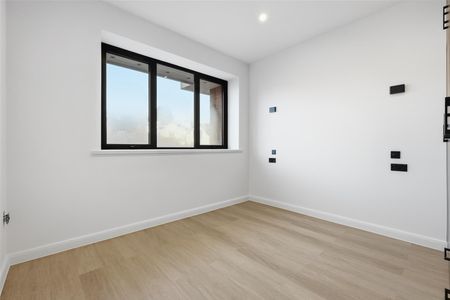 Headgate, Colchester - Photo 3