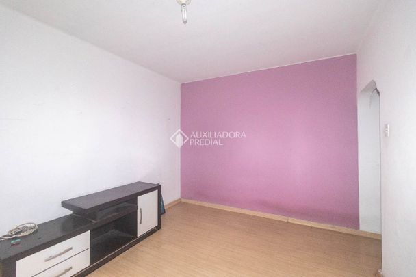 Apartamento com 2 quartos e 90m² para alugar em Floresta, Porto Alegre. - Photo 1