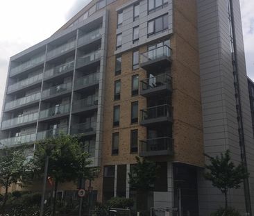1 Bed Flat, London, SE10 - Photo 2