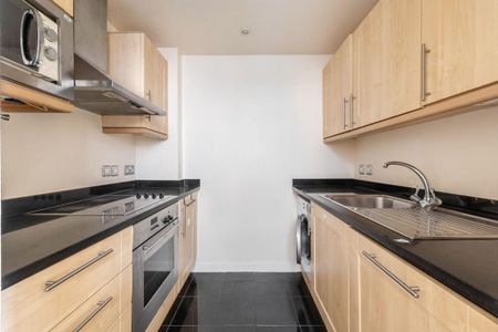 2 bedroom flat to rent - Photo 5