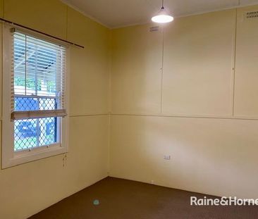 34 Sparke St, Georgetown, NSW 2298 - Photo 4