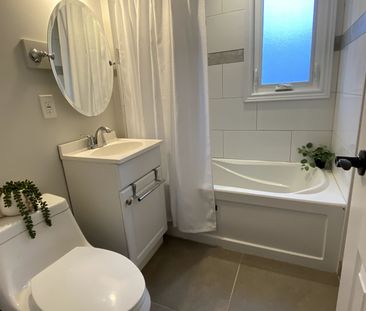 For Lease - 14 Flempton Crescent Unit# Upper, Toronto, Ontario - Photo 1