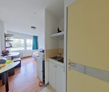 Location Appartement 1 pièce Meublé 14m² POITIERS 86000 - Photo 2