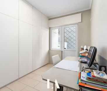 Gelijkvloers 2-slaapkamer appartement met gezellige koer. - Foto 6