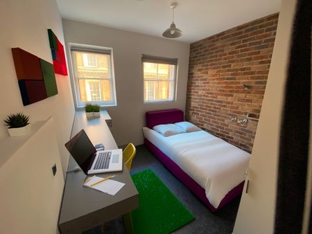 3 Bed Flat, Bowling Green Street, LE1 - Photo 2