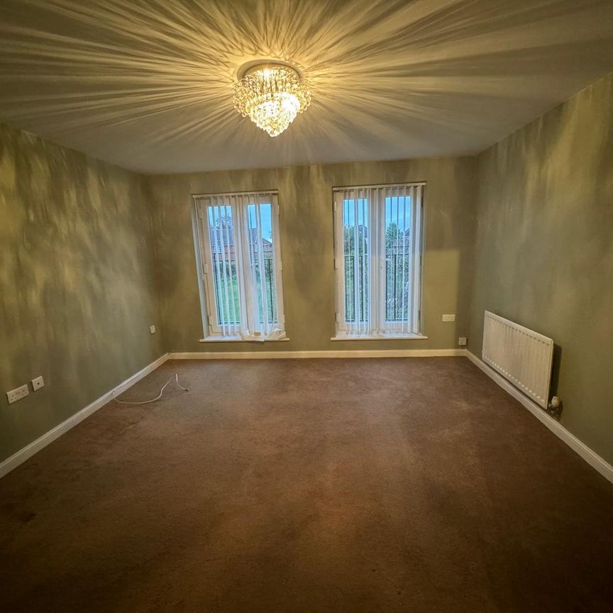 KestrelGrove, Hucknall, NOTTINGHAM - Photo 1