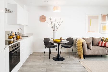 1 bedroom apartment to rent - Photo 2