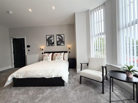 Whetstone Lane, Birkenhead - Photo 4